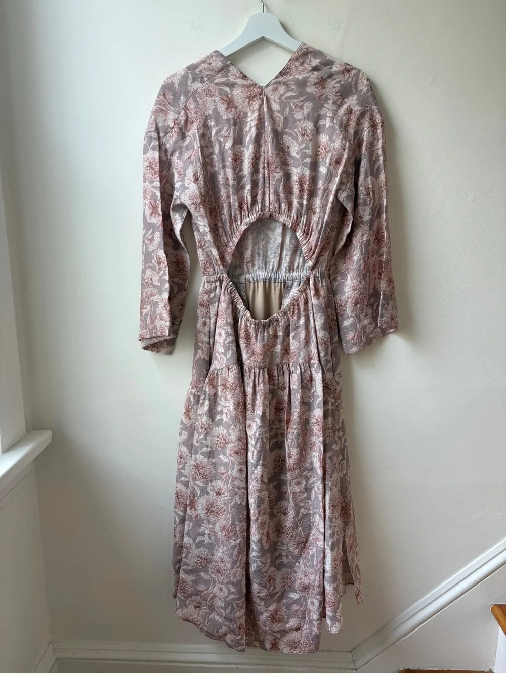 NWT Vince Floral V-Neck Midi Dress - Picture 12 of 14